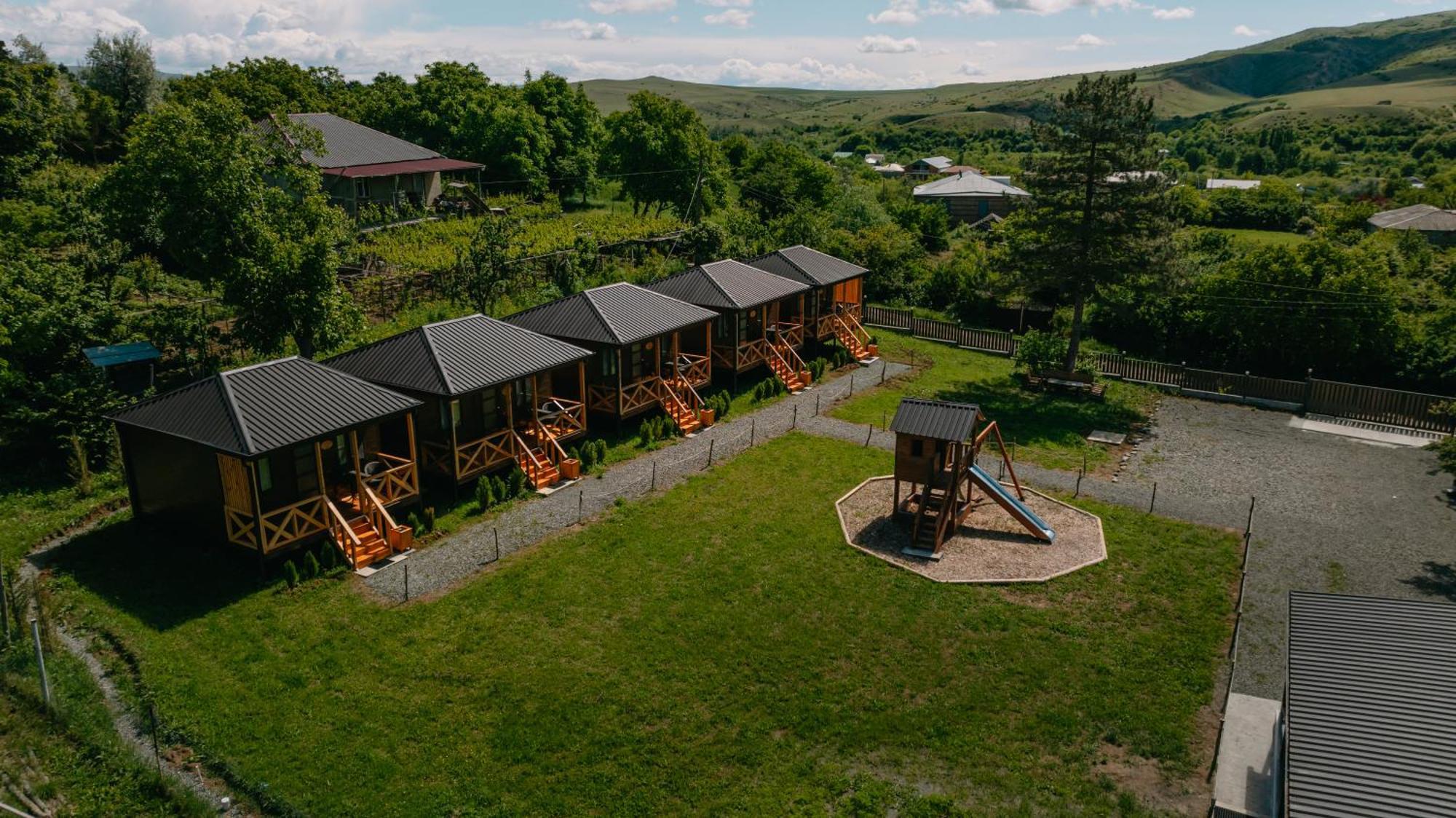 Chateau Ateni Cottages Gori Esterno foto